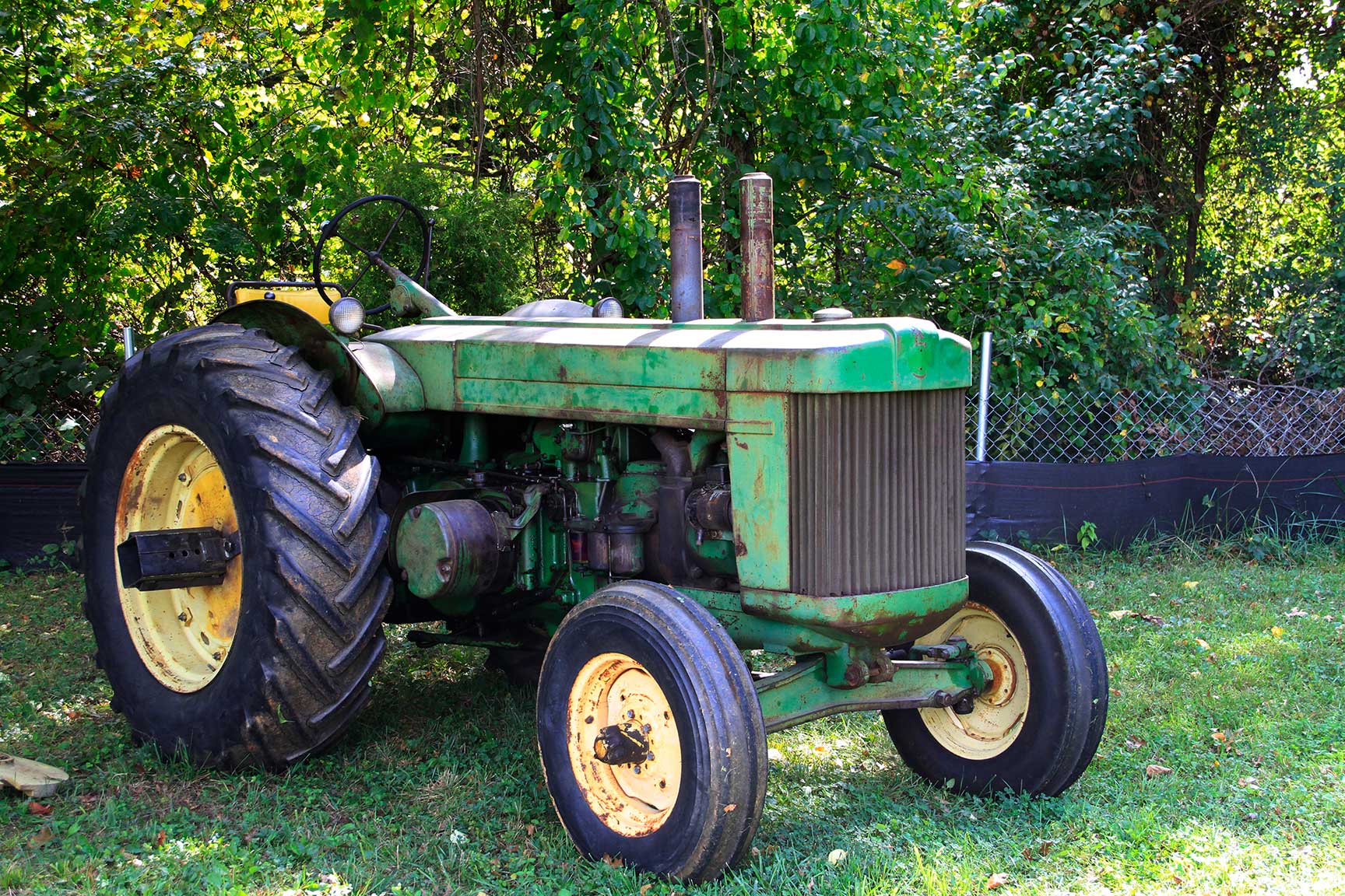 24-john-deere-r-20120901_9405